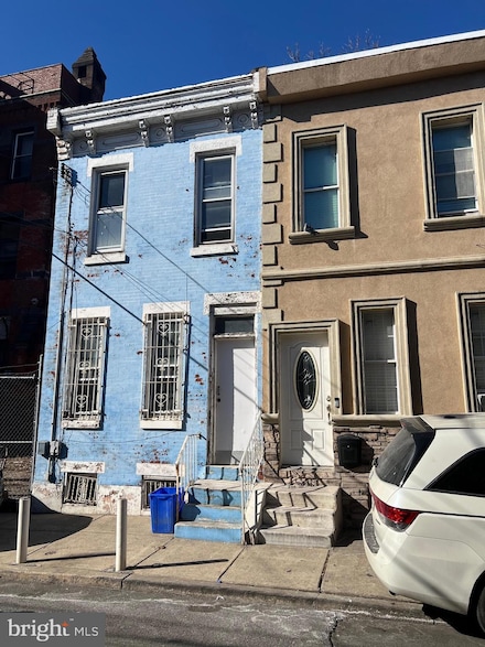2650 N Orianna St, Philadelphia, PA 19133