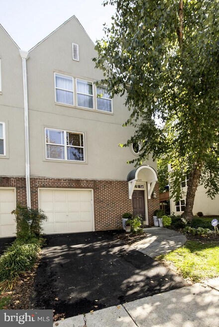 5237 Downing Rd, Baltimore, MD 21212