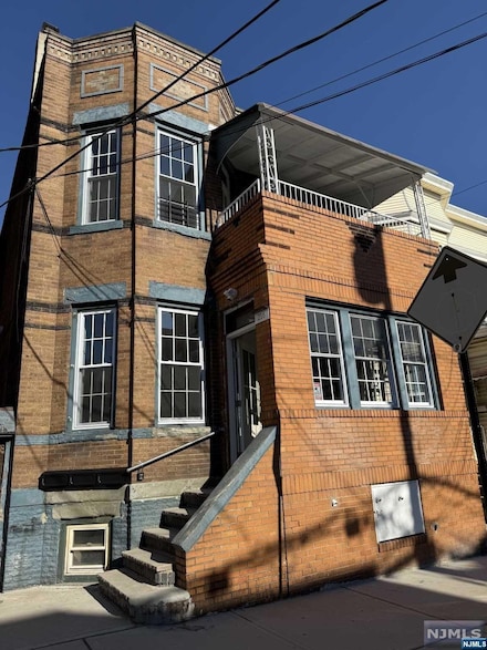 218 51st St Unit 3, West New York, NJ 07093