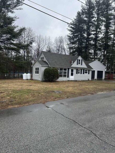121 Herrick St, MerriMacK, NH 03054