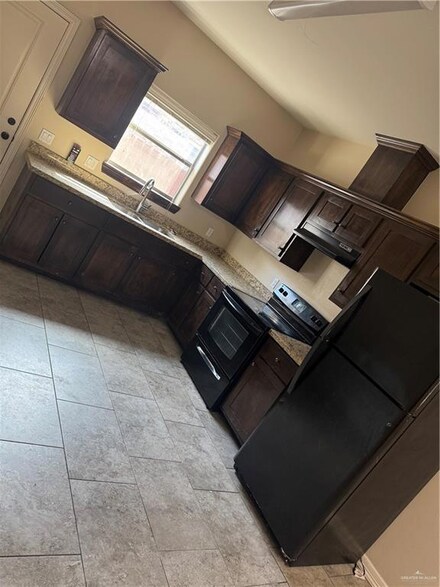 2702 E Garfield Ave Unit 3, Alton, TX 78573