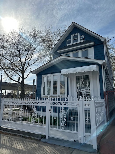 138-01 107th Ave, Jamaica, NY 11435