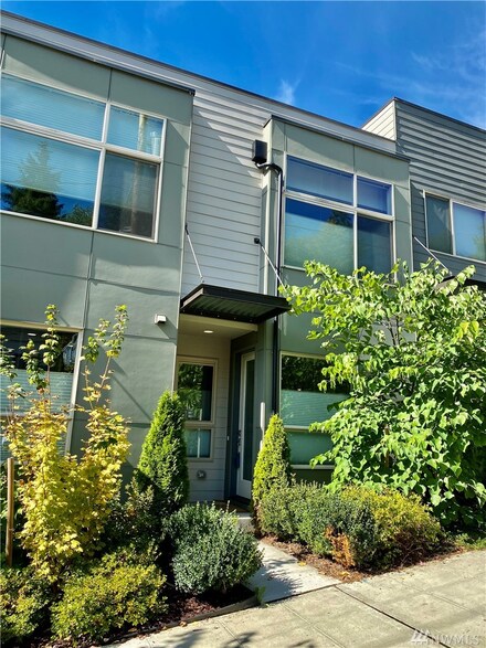 5155 42nd Ave S, Seattle, WA 98118