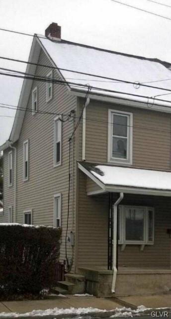 909 3rd St, Whitehall, PA 18052