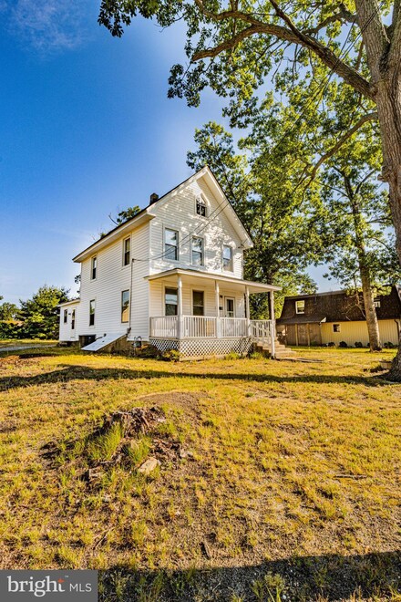 425 429 W Pleasant St, Hammonton, NJ 08037