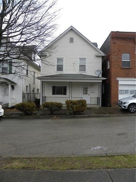 305 Brashear St, Brownsville, PA 15417