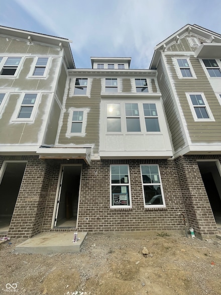 7309 Bayview Run, McCordsville, IN 46055
