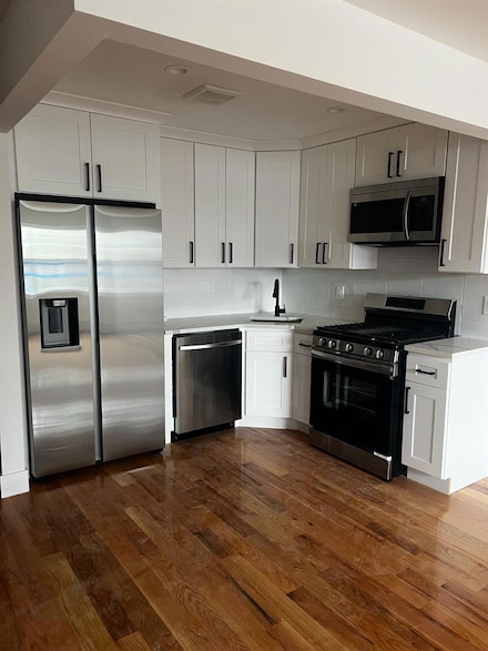 7225 Hillmeyer Ave, Arverne, NY 11692