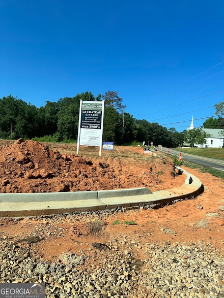 7516 Rivertown Rd, Fairburn, GA 30213