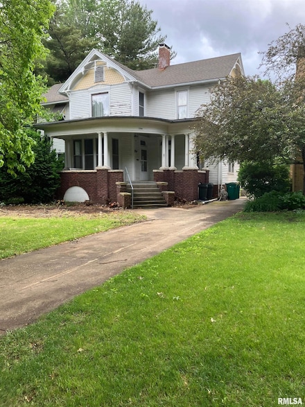 704 S Lafayette St, Macomb, IL 61455