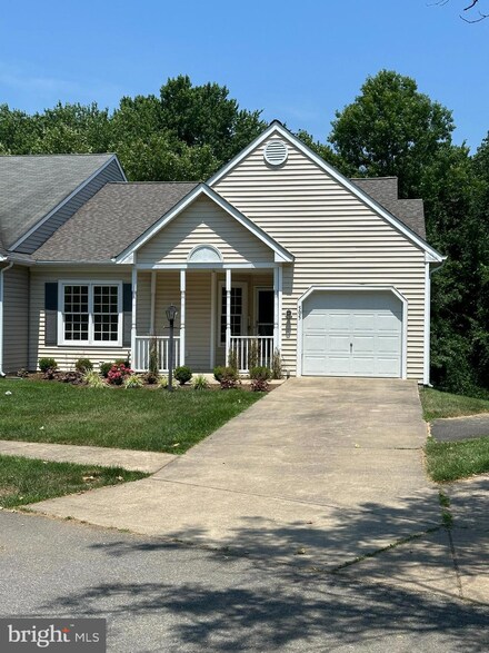 505 Wordsworth Cir, Purcellville, VA 20132