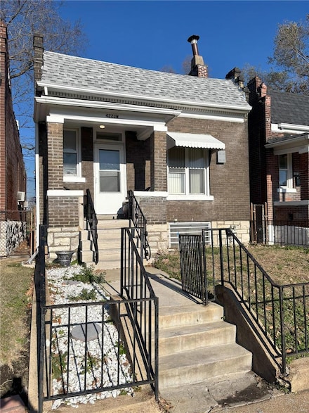 4223 W Labadie Ave, Saint Louis, MO 63115