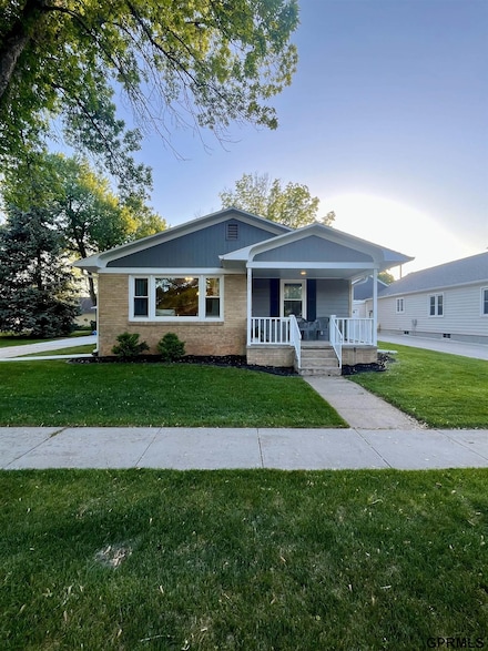 1011 16th St, Henderson, NE 68371