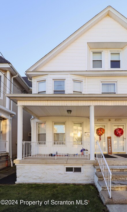 925 W Elm St, Scranton, PA 18504