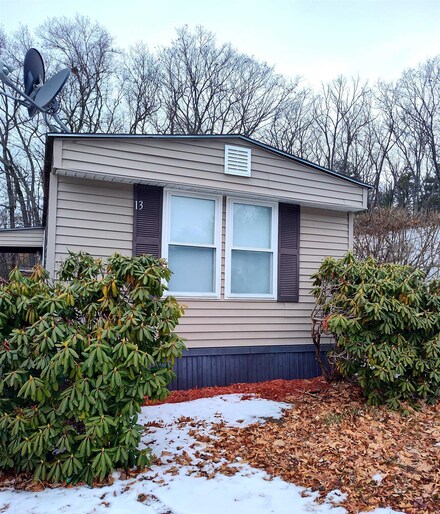 13 Hillside Dr, Allenstown, NH 03275