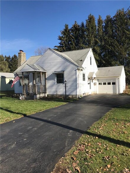 4 Meadow Dr, Homer, NY 13077