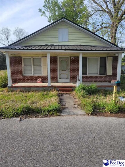 106 Raeford St, Mullins, SC 29574