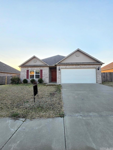 2105 Mary Alice Dr, Conway, AR 72032