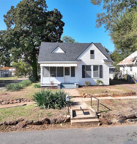 1101 N Fulton St, Marshall, TX 75670