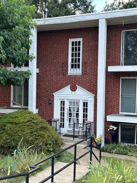 1810 National Rd, Wheeling, WV 26003