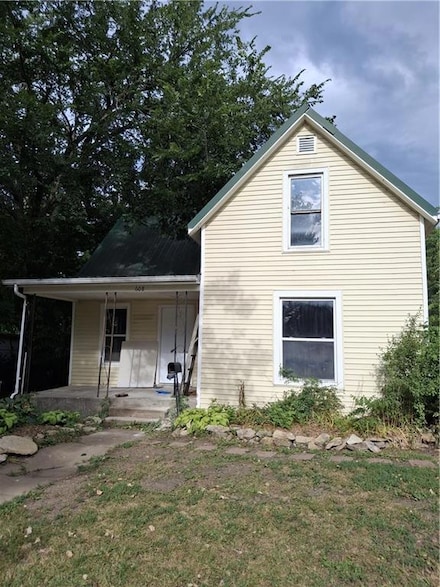608 N Cedar St, Ottawa, KS 66067