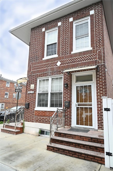 166-01 65th Ave, Flushing, NY 11365