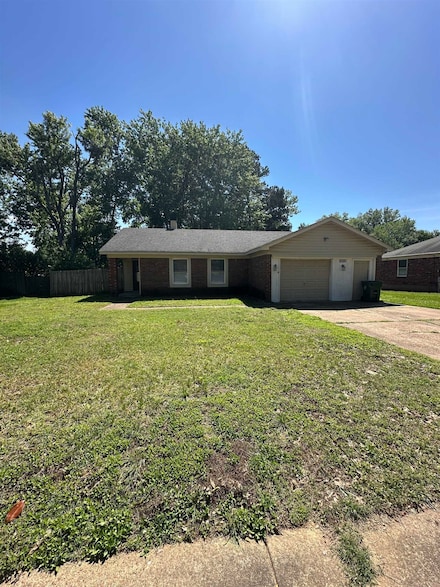7032 Pam Dr, Millington, TN 38053