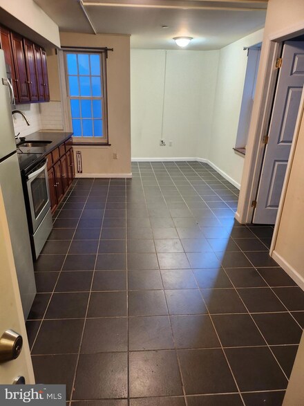 230 Arch St Unit 3R, Philadelphia, PA 19106