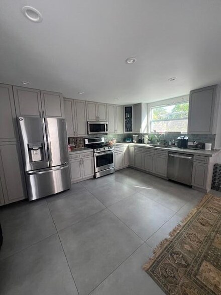 137 Coconut Rd, Delray Beach, FL 33444