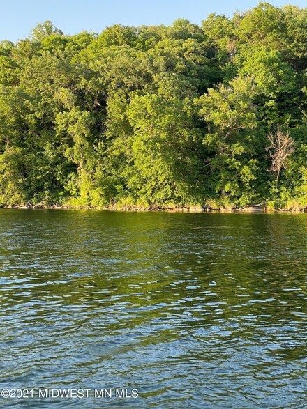 16810 Bird Dog Cir, Audubon, MN 56511