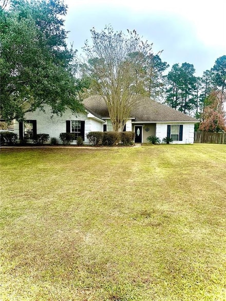 112 Oak Run Trail, Ball, LA 71405