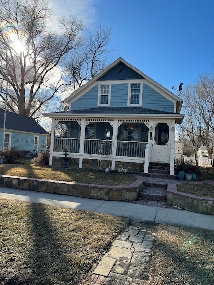 12 4th Ave E, Three Forks, MT 59752