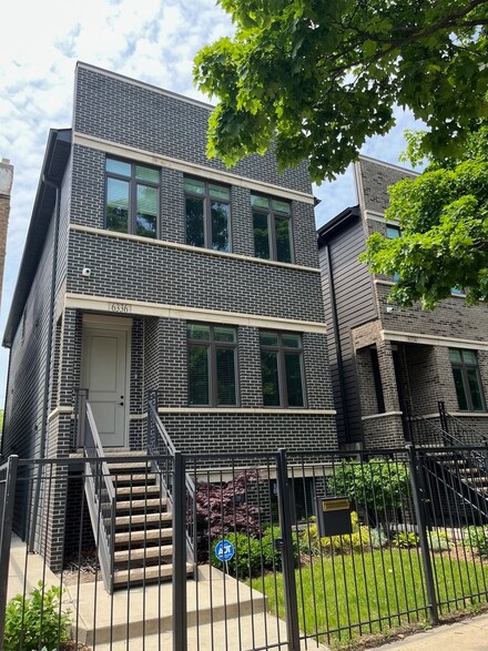 6336 S Kimbark Ave, Chicago, IL 60637