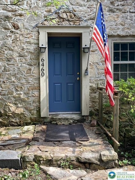 6460 Blue Church Rd, Coopersburg, PA 18036