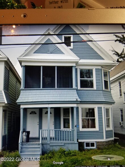 1821 Broadway, Schenectady, NY 12306