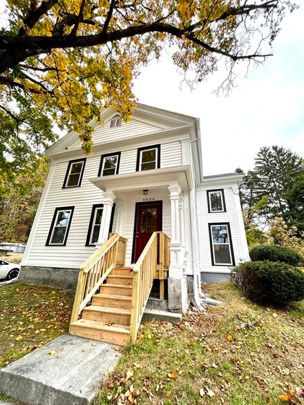 4026 Pleasant St, Thorndike, MA 01079