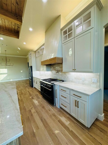 359 Tiara Trail, Fort Worth, TX 76108