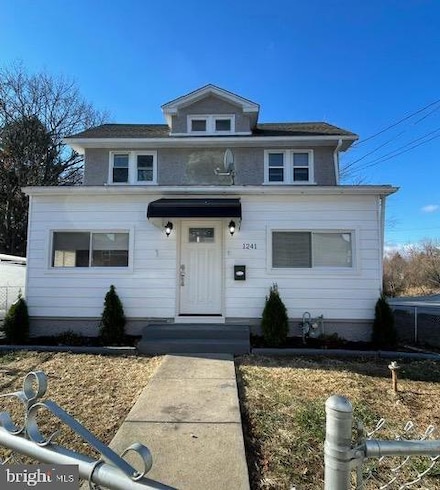 1241 Haverford Rd, Crum Lynne, PA 19022