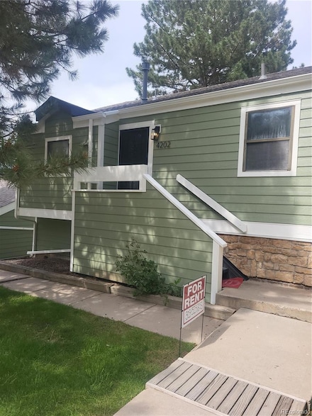 4202 S Richfield Way, Aurora, CO 80013