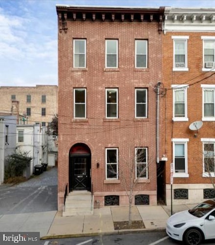 11 E Walnut St, Lancaster, PA 17602