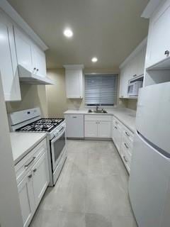 933 Rollins Rd, Burlingame, CA 94010