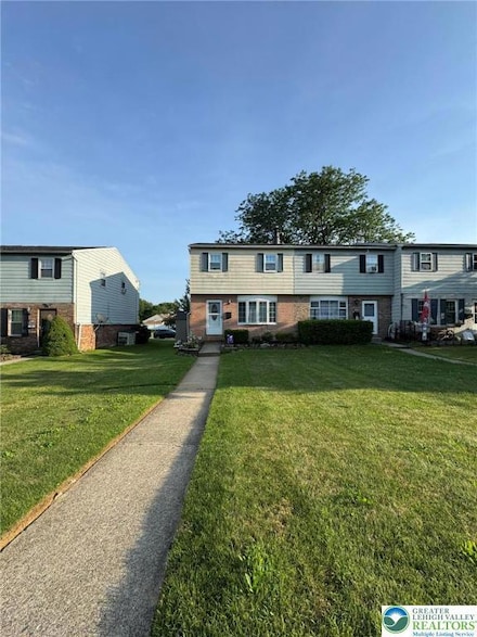 7 Madison Ln, Whitehall, PA 18052