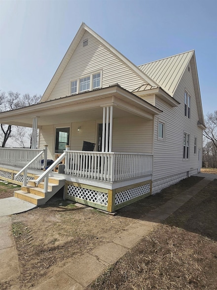 5173 N Donmyer Rd, Solomon, KS 67480