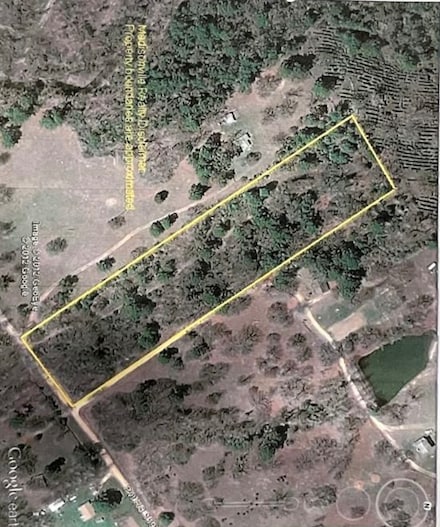 2322 Private Road 1195, Midway, TX 75852