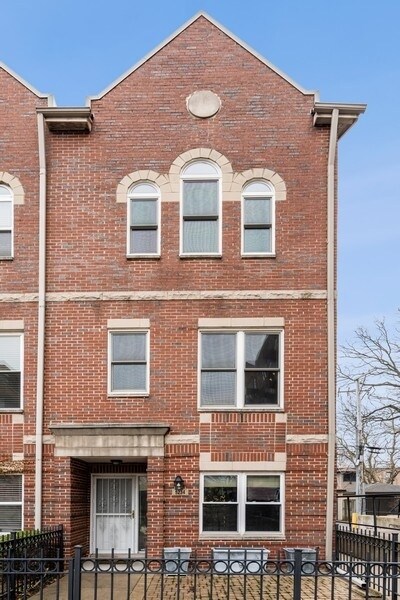 5234 S Berkeley Ave, Chicago, IL 60615