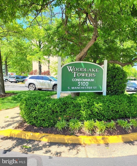 3100 S Manchester St Unit 909, Falls Church, VA 22044