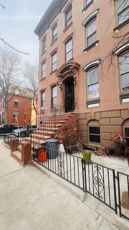 548 Bramhall Ave Unit 3, Jersey City, NJ 07304
