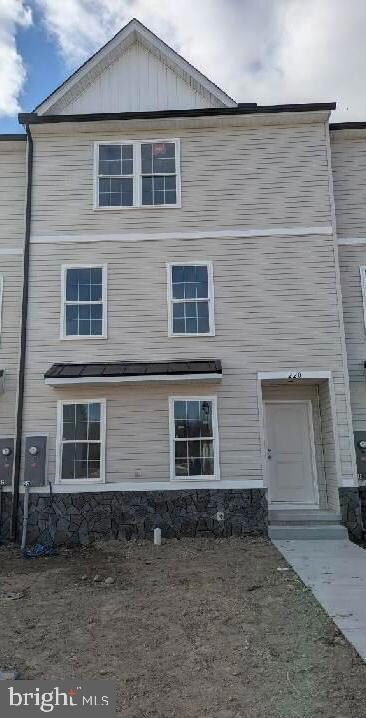 220 Rojan Rd, Dover, DE 19901