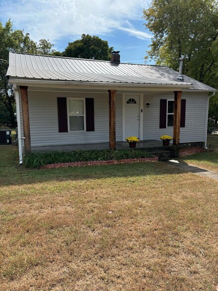 524 James St, Oronogo, MO 64855