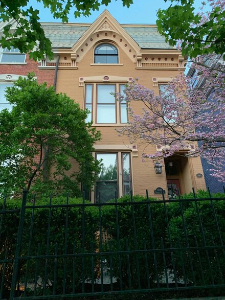 1032 Russell St, Covington, KY 41011
